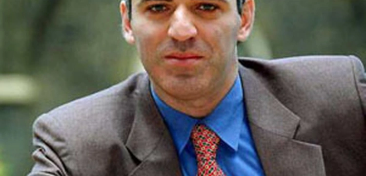 Kasparow: Putin jest przestraszony. Wydaje się odważny tylko na tle słabych przeciwników